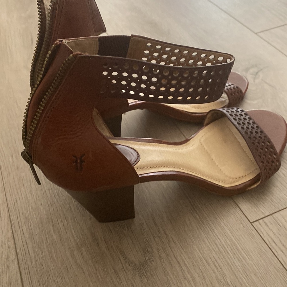 Frye heels - Picture 3 of 5